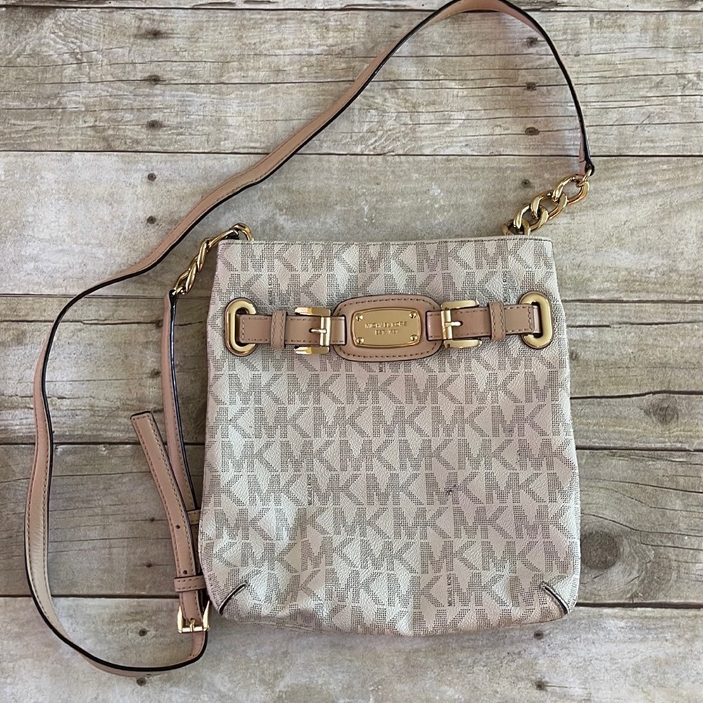 Michael Kors Crossbody